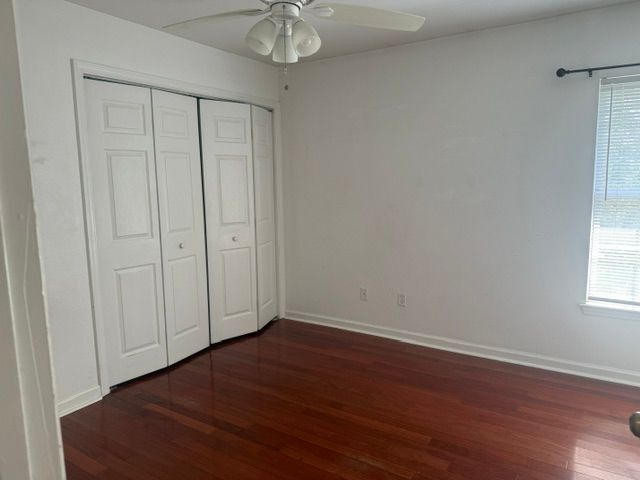 Building Photo - 222 Rivoli Rd