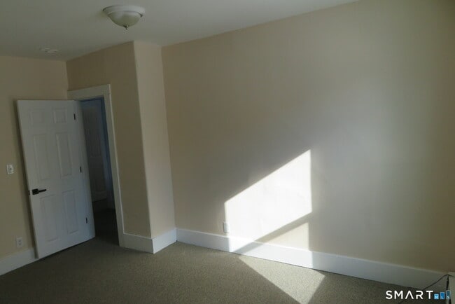 Building Photo - 37 Buckley Hill Rd