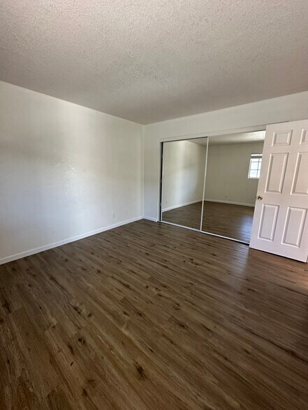 Building Photo - 2798 N Junipero Ave