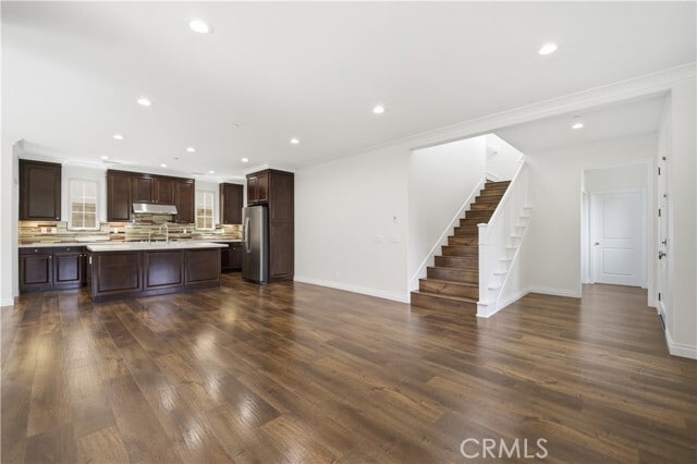 Building Photo - 64 Maple Ash
