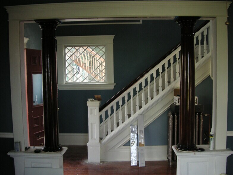 Building Photo - 1313 High St