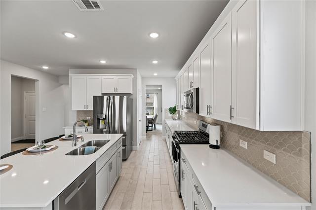 Building Photo - 1621 Barnwood Trce