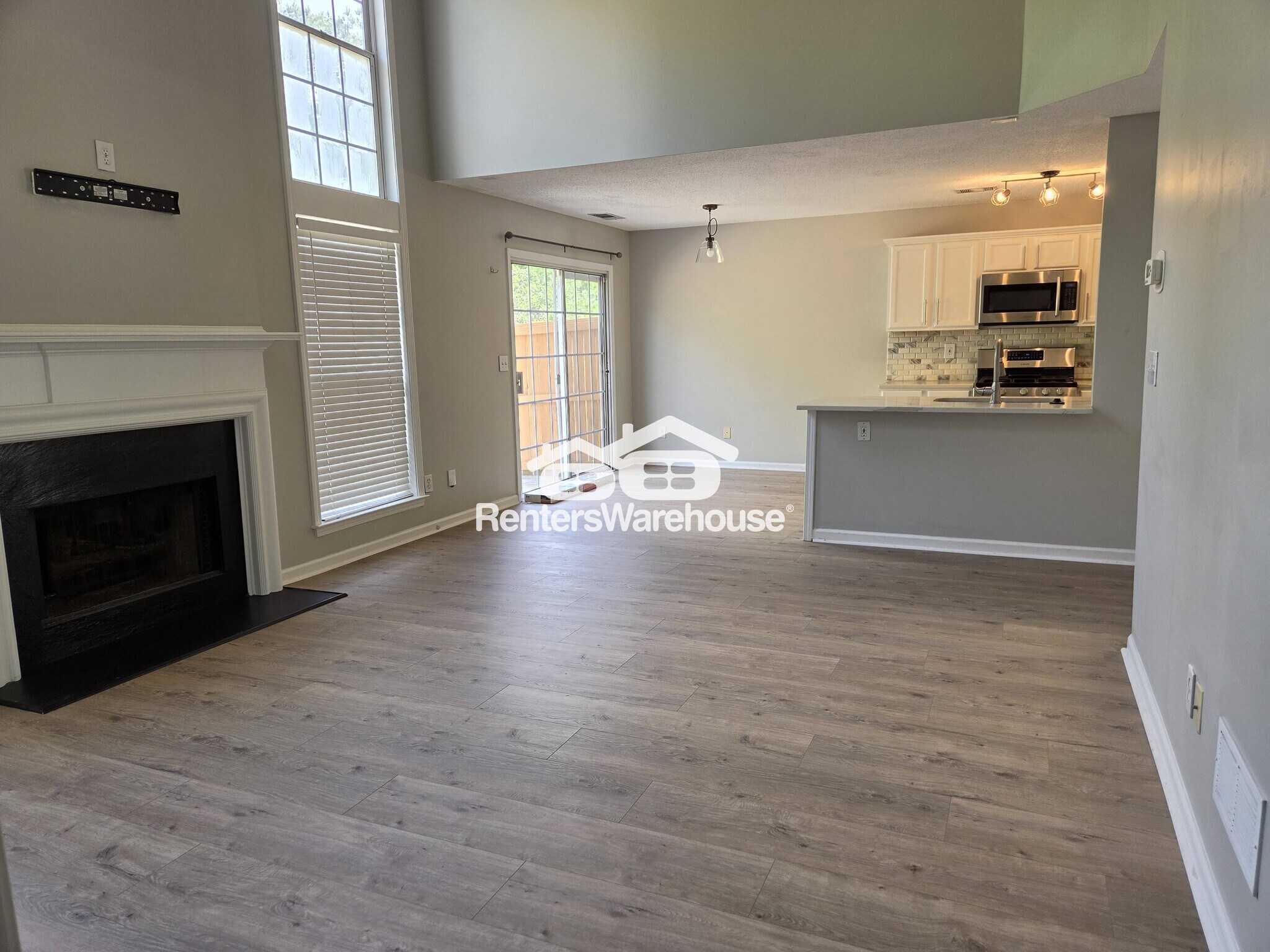 Building Photo - 2580 Alvecot Cir SE