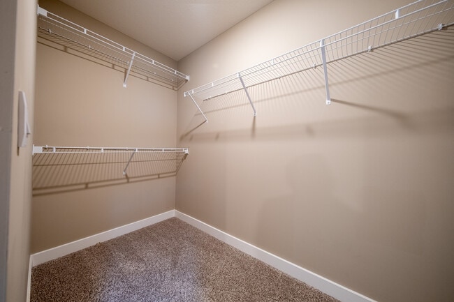 Building Photo - 16415 Jaffna Pl