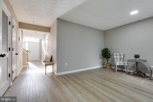 Building Photo - 1734 Sea Pine Cir