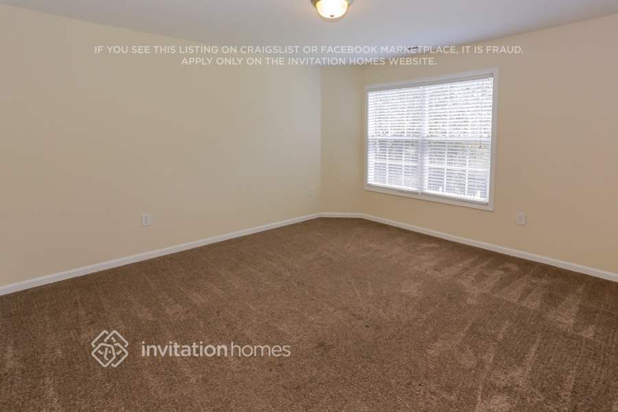Building Photo - 7888 Smith Pond Dr