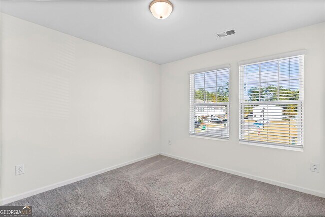 Building Photo - 1002 Paddington Dr