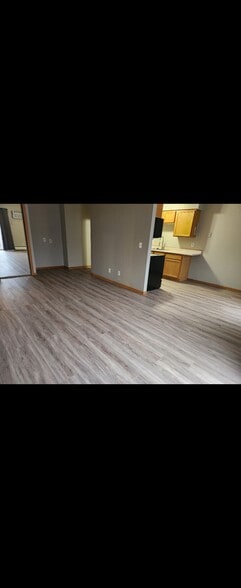 Building Photo - 739 11th Ave S