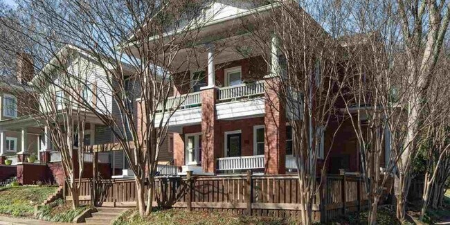 Primary Photo - Southside Manor