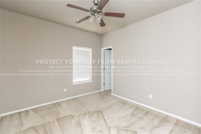 Building Photo - 4400 W Serviceberry Dr
