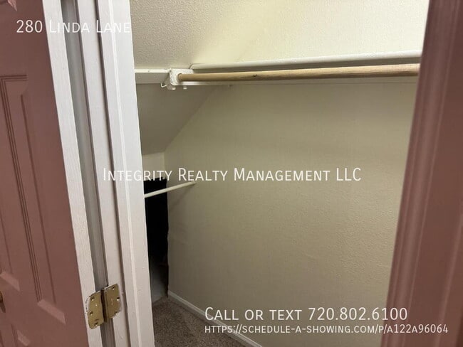 Building Photo - 280 Linda Ln