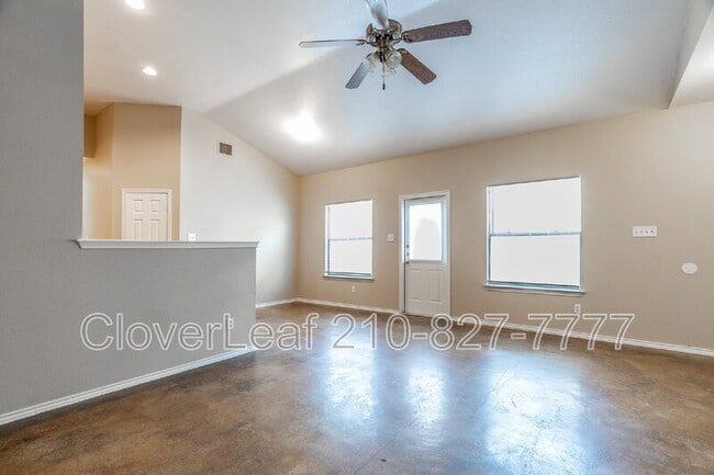 Building Photo - 5718 Golf Heights
