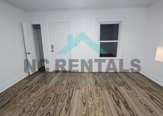 Building Photo - 124 Depot St