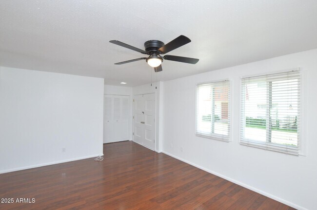 Building Photo - 4028 N Granite Reef Rd