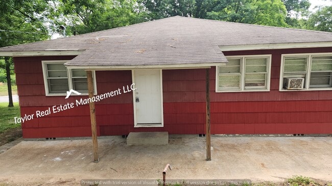 Building Photo - 1329 Sunnyside St