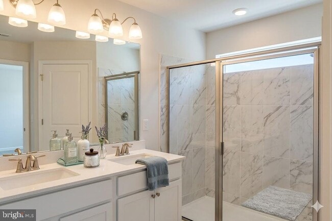 Building Photo - 404 Monte Farm Rd