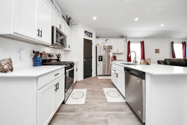 Building Photo - 403 Blanco Ln