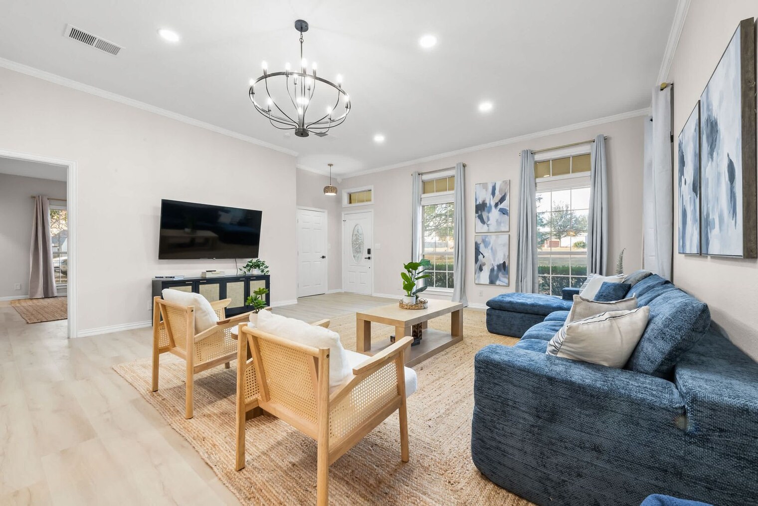 Building Photo - 478 Westshore Dr