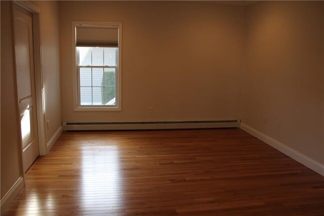 Building Photo - 5 Kristin Ct