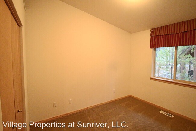 Building Photo - 3 br, 2 bath House - 6 Butternut Lane
