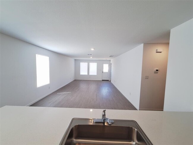 Building Photo - 510 Firedance Ct