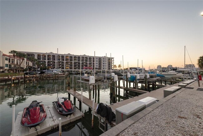 Building Photo - 255 Dolphin Point