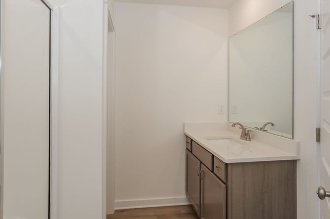 Building Photo - Madison - East Limestone