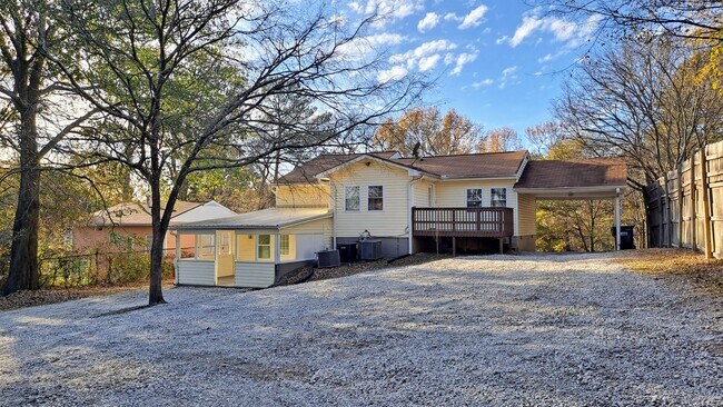 Primary Photo - 5067 Fairmont Rd SE