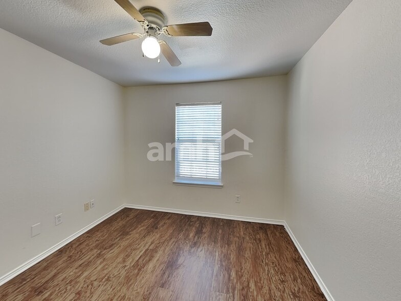 Building Photo - 7110 Chambers Creek Ln