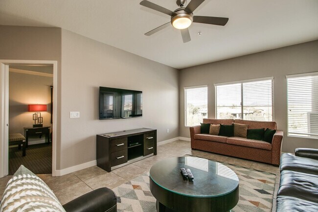 Building Photo - 5450 E Deer Valley Dr