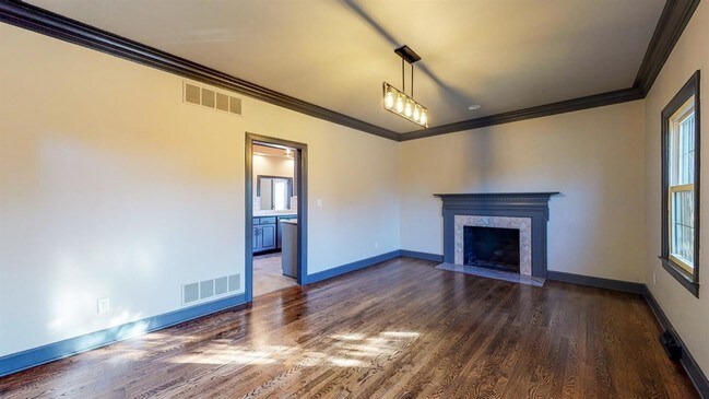 Building Photo - 311 Patchen Dr