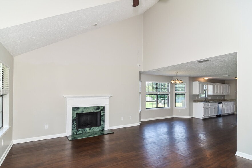 Building Photo - 312 Pine Ridge Ln