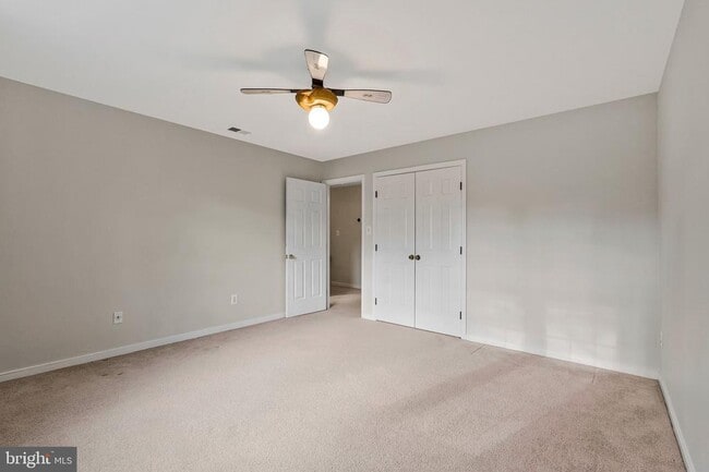 Building Photo - 1215 Delta Glen Ct