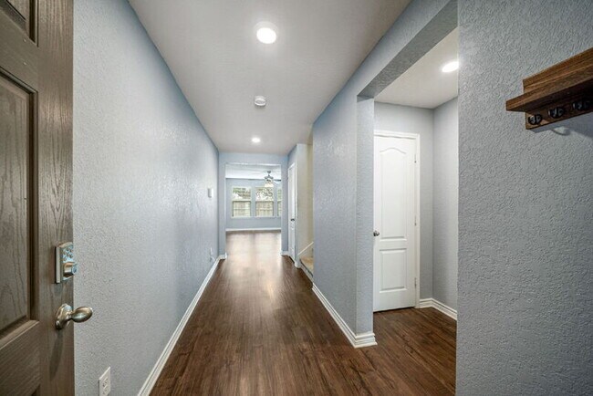 Building Photo - 8022 Blackhawk Pass