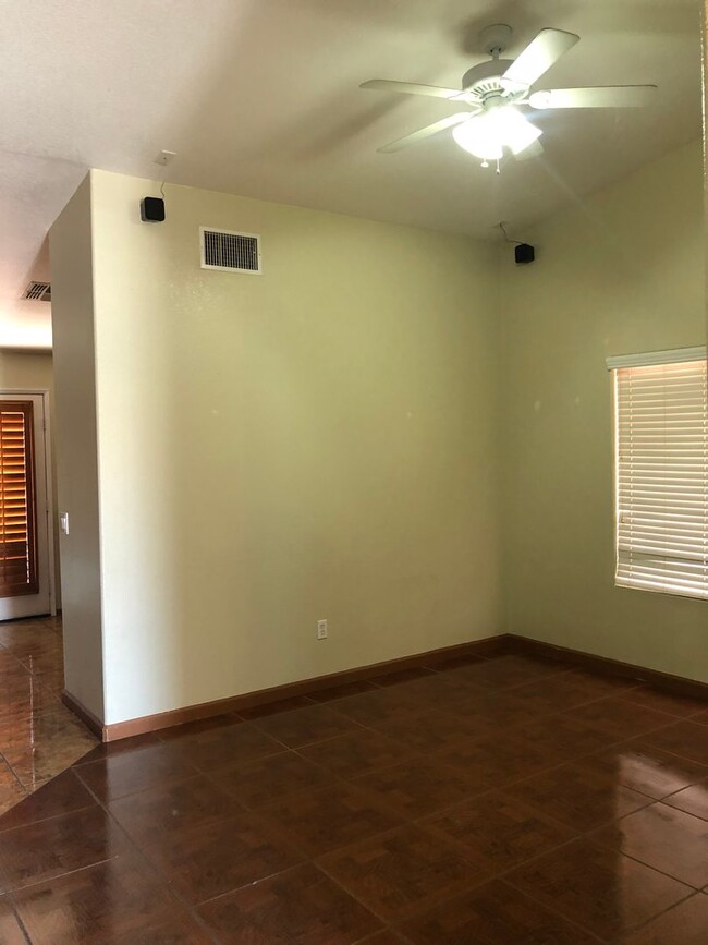 Building Photo - House for Rent in Imperial!