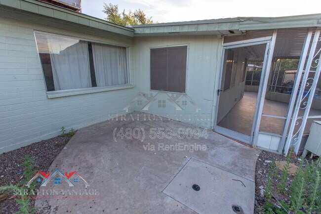 Building Photo - 5706 E Des Moines St