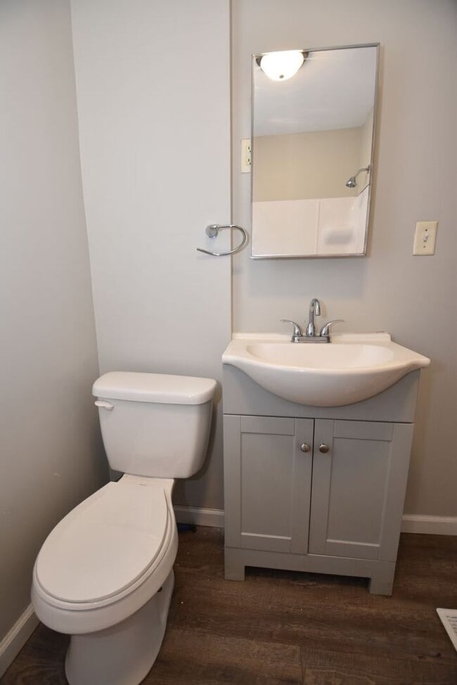 Building Photo - River Park Charming 3 bedroom Single Family Home