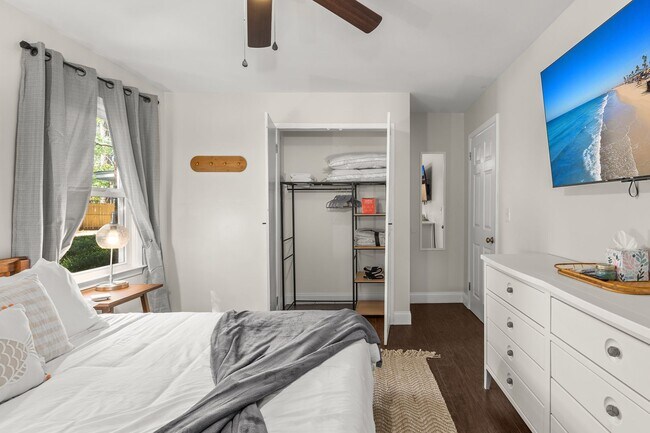 Building Photo - Classic Brick Ranch with Modern Updates and Expansive Backyard