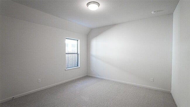 Building Photo - 6104 Vester Trl