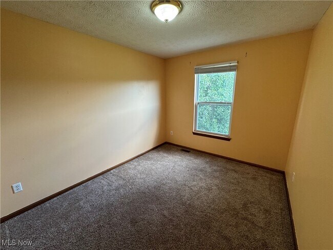 Building Photo - 38273 Pebble Lake Trail