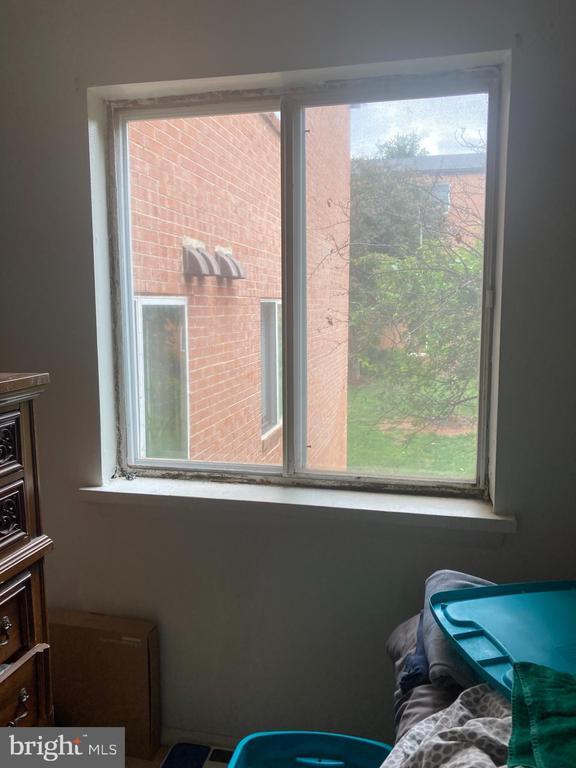 Building Photo - 7495 Prince Charles Ct