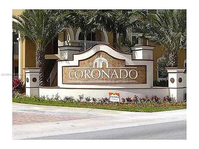 Building Photo - 10870 NW 88th Ter