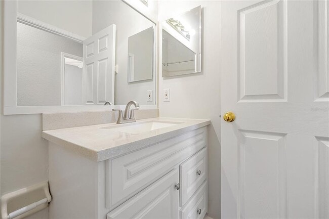 Building Photo - 7521 Bay Prt Rd