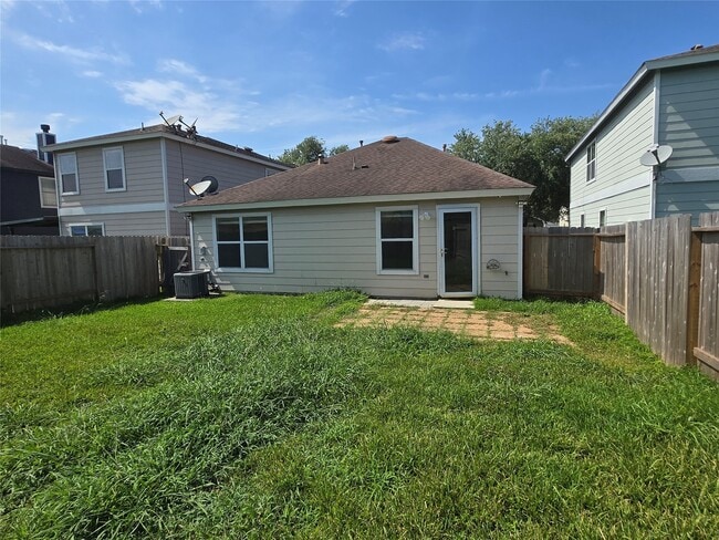 Building Photo - 2638 Skyview Ridge Ct