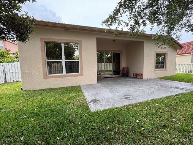 Building Photo - 13317 NW 15th Ct