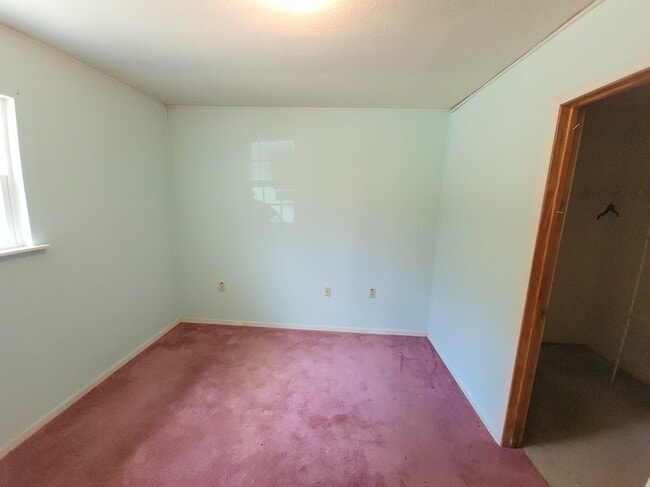 Building Photo - 11 Winding Ridge