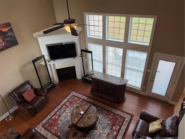 Building Photo - 115 Dairy Ct