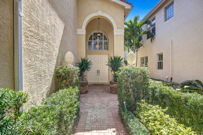 Building Photo - 8957 Sandy Crest Ln