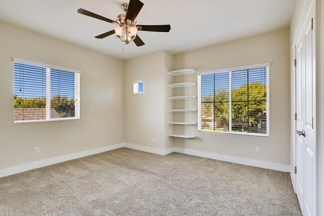 Building Photo - 11913 Natures Bend