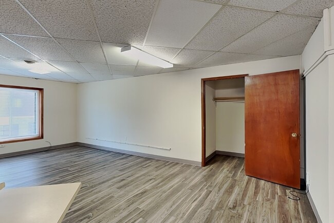 Building Photo - 207 Stanton Ave